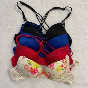 Victoria’s Secret Push up bras size 32A